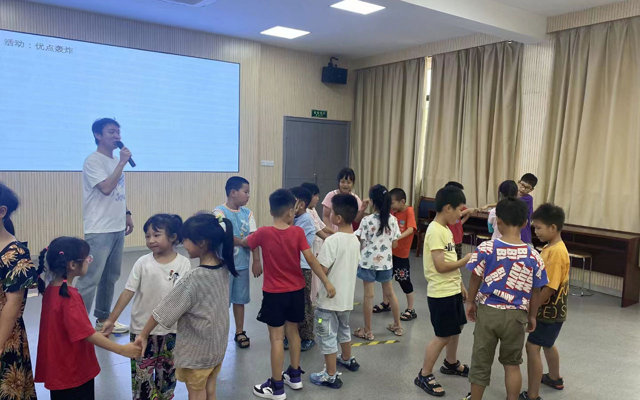 崇阳龙观乡中心学校