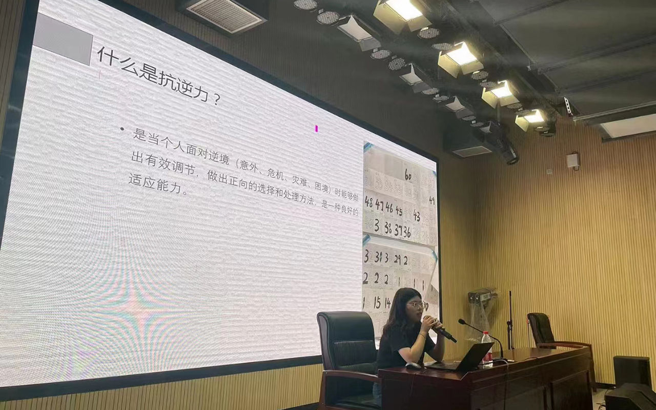 崇阳董玉娣中学